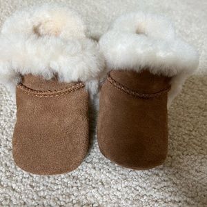 Size 0/1 baby Uggs